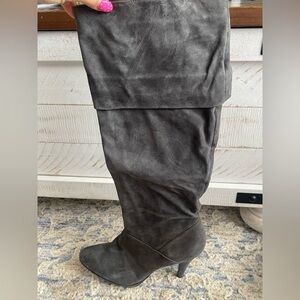 Bandolino Charcoal Suede Boots